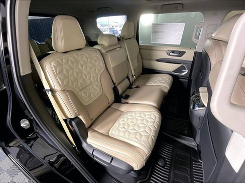 New 2026 Nissan Armada Platinum AWD/4WD image 19
