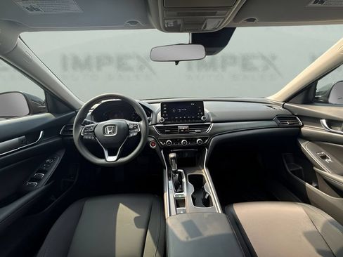 Used 2020 Honda Accord LX image 7