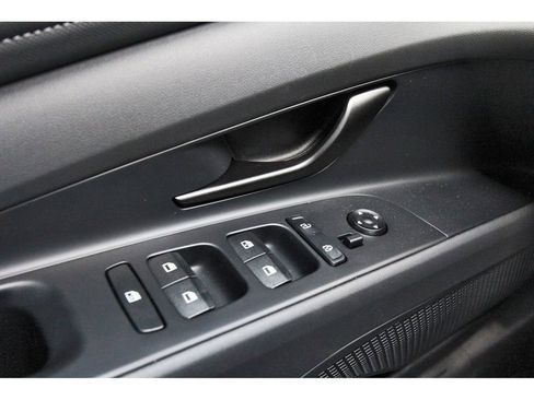 Certified 2026 Hyundai Elantra Sport FWD image 23