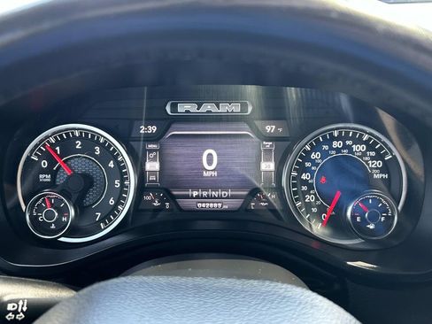 Used 2023 RAM 1500 Laramie AWD/4WD image 38