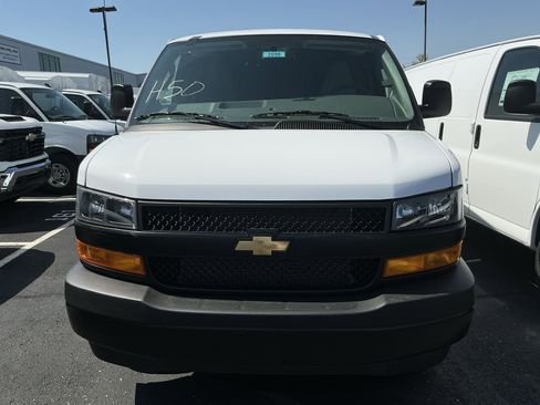 New 2026 Chevrolet Express 2500 w/ Driver Convenience Package RWD image 3