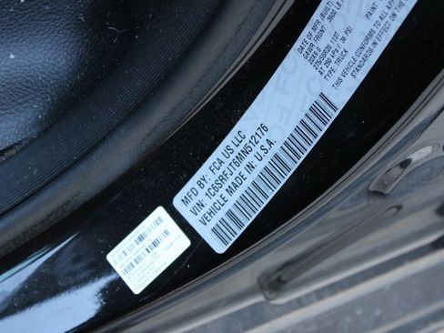 Used 2021 RAM 1500 Laramie w/ Laramie Southwest Edition image 31