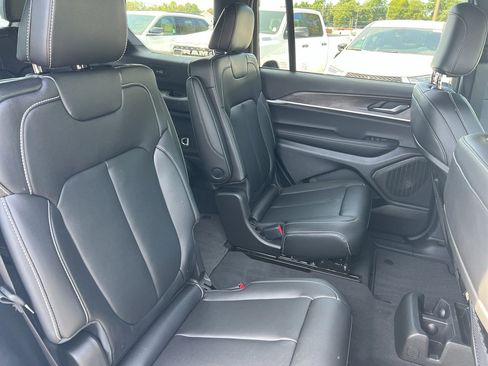 New 2025 Jeep Grand Cherokee L Limited w/ Trailer Tow Package image 25