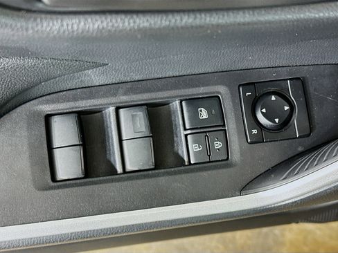 Used 2025 Toyota RAV4 LE AWD/4WD image 15