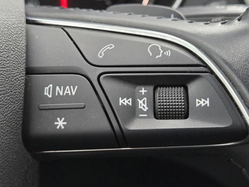 Used 2019 Audi Q5 2.0T Premium image 27