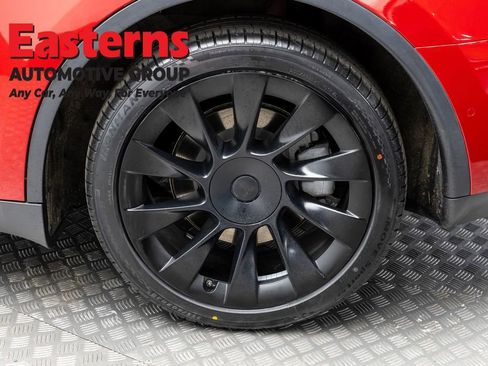 Used 2021 Tesla Model Y Long Range AWD/4WD image 8