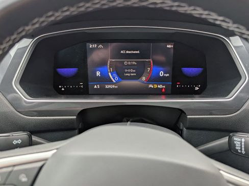 Used 2023 Volkswagen Tiguan SE image 26