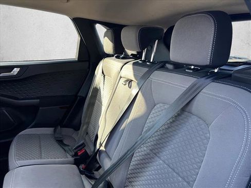 Used 2020 Ford Escape SE image 20