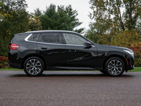 New 2026 BMW X3 xDrive30 w/ Convenience Package image 2