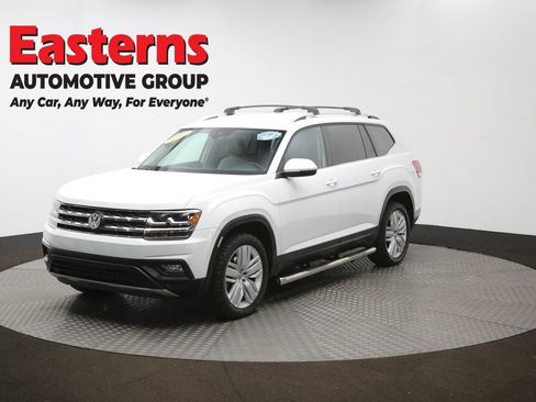 Used 2019 Volkswagen Atlas SE w/ Towing Package image 55