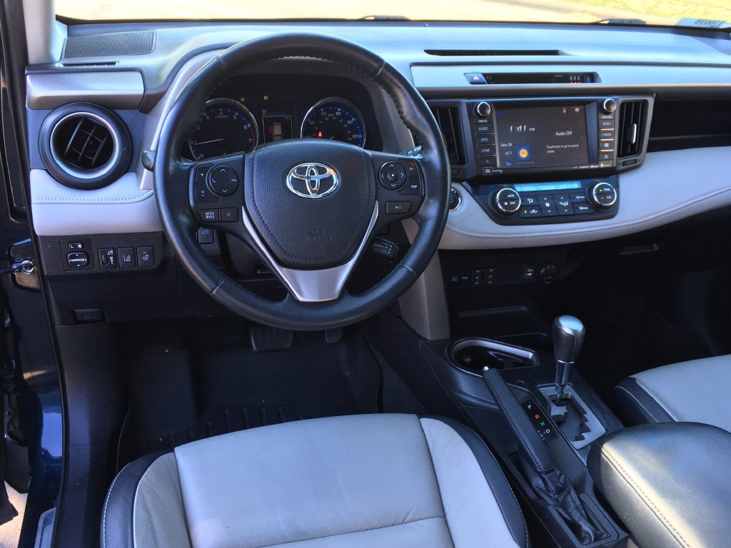 Used 2017 Toyota RAV4 Platinum w/ All Weather Liner Package AWD/4WD image 24