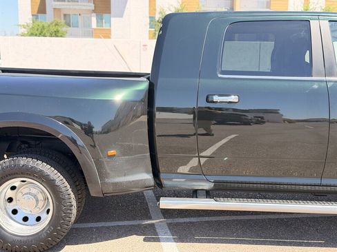 Used 2018 RAM 3500 Laramie Longhorn AWD/4WD image 3