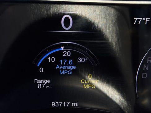 Used 2018 Jeep Grand Cherokee Limited AWD/4WD image 18