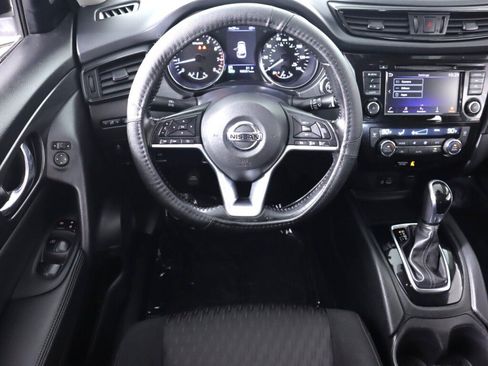 Used 2020 Nissan Rogue SV AWD/4WD image 33