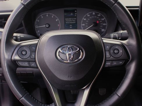 Used 2024 Toyota Corolla SE image 19