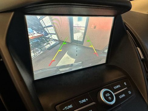 Used 2019 Ford Escape SEL FWD image 14