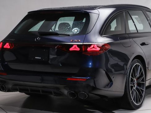 New 2026 Mercedes-Benz E 53 AMG e 4MATIC Wagon image 4