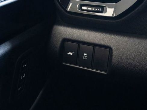 Used 2025 Honda Pilot EX-L image 15