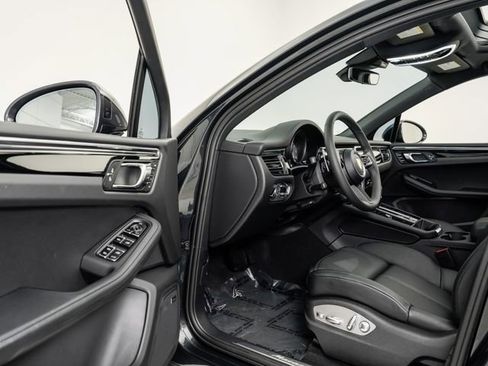 Certified 2026 Porsche Macan S AWD/4WD image 9