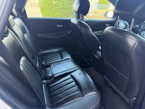Used 2016 INFINITI QX50 AWD w/ Premium Package image 15