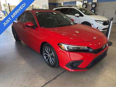 Used 2024 Honda Civic Touring image 2
