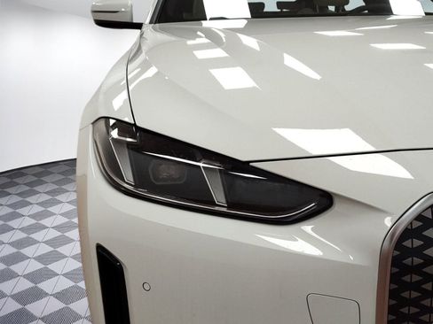 Used 2025 BMW i4 xDrive40i w/ Parking Assistance Package image 10