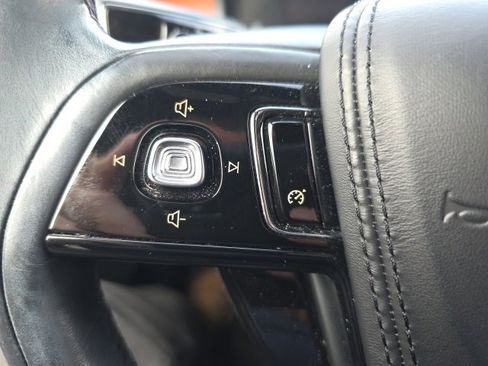 Used 2020 Lincoln Aviator Reserve w/ Elements Package Plus image 17