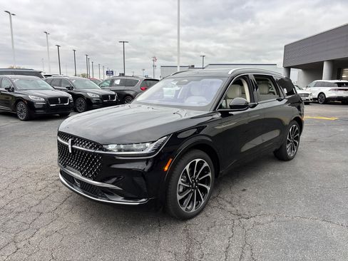 New 2026 Lincoln Nautilus Black Label image 3