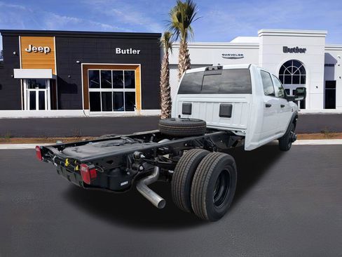 New 2026 RAM 3500 Tradesman AWD/4WD image 6