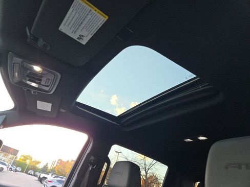 Used 2024 GMC Sierra 2500 AT4 w/ AT4 Premium Plus Package image 27