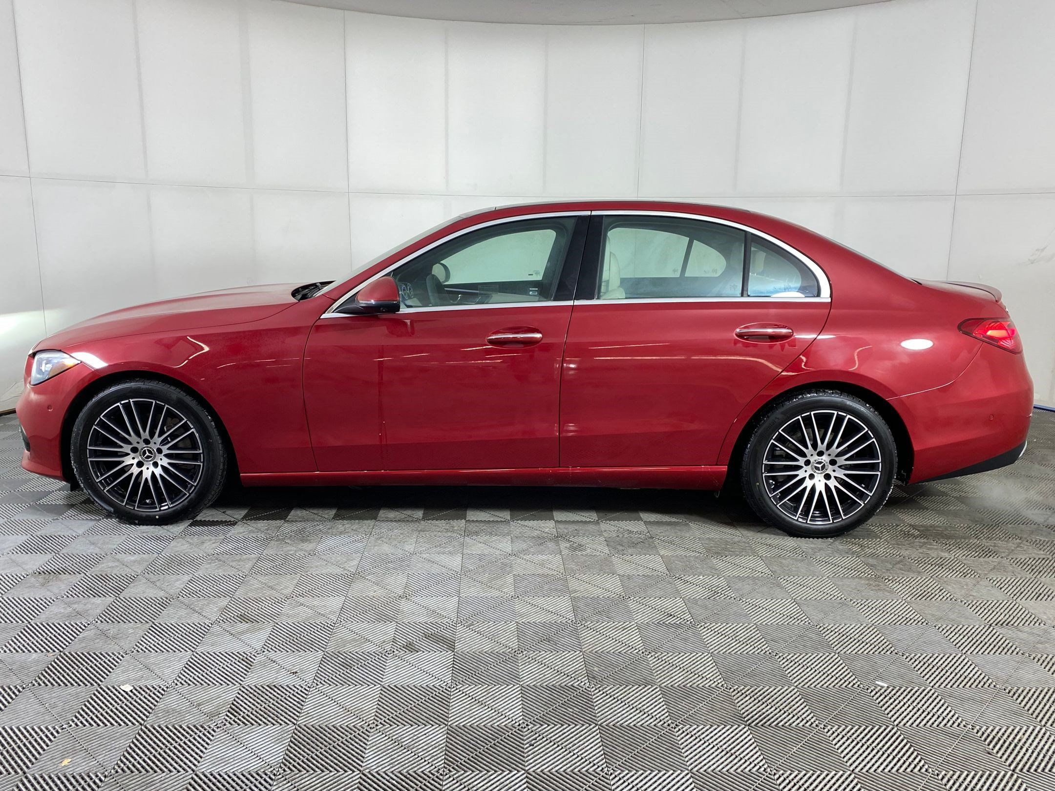 Used 2026 Mercedes-Benz C 300 4MATIC Sedan image 2