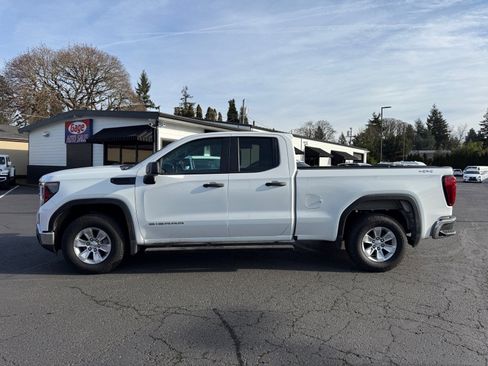Used 2023 GMC Sierra 1500 Pro w/ Pro Value Package image 3