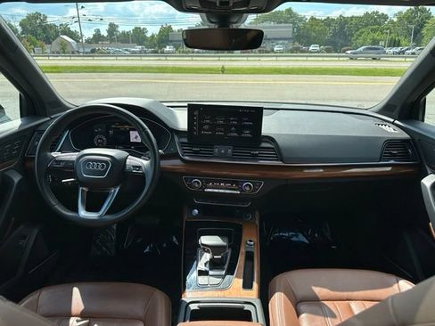 Used 2022 Audi Q5 2.0T Premium Plus w/ Premium Plus Package AWD/4WD image 28