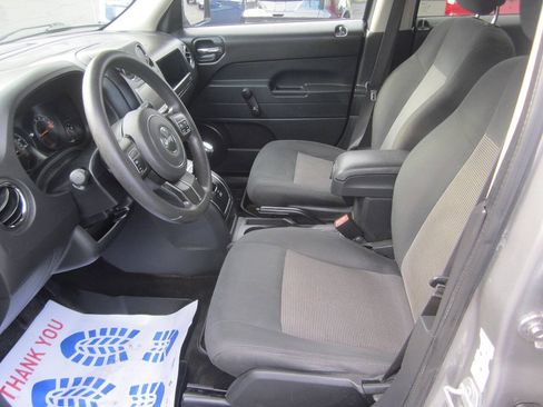 Used 2016 Jeep Patriot Sport FWD image 10