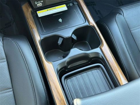 Used 2020 Honda CR-V Touring image 16