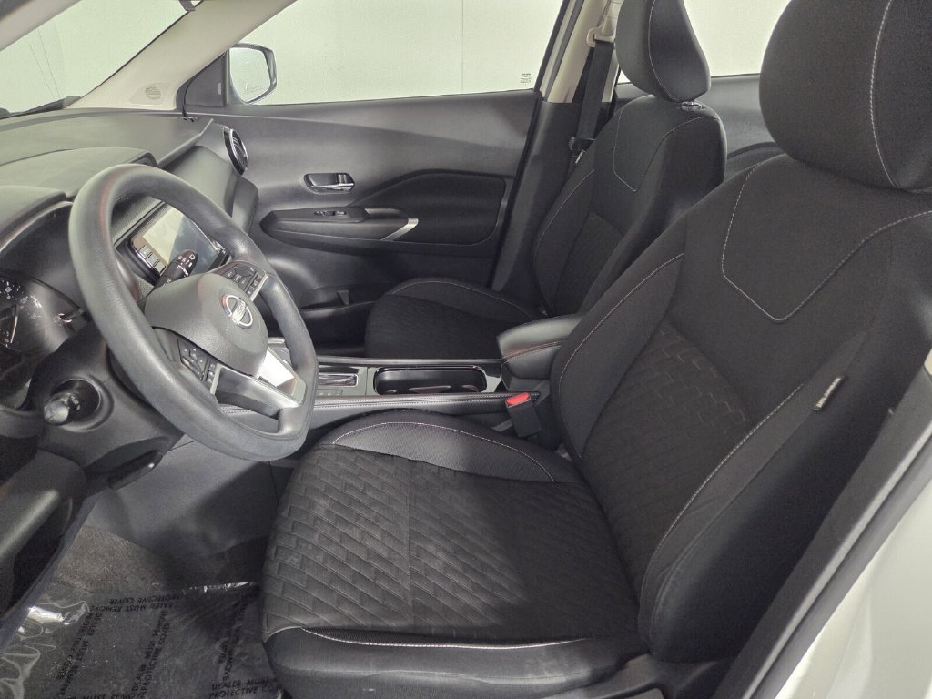 Used 2022 Nissan Kicks SV FWD image 10