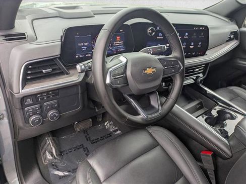 Used 2025 Chevrolet Tahoe LT AWD/4WD image 10