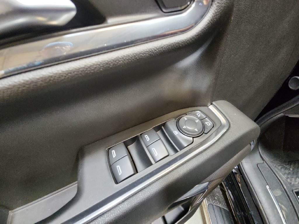 Used 2024 Chevrolet Silverado 1500 LT AWD/4WD image 36