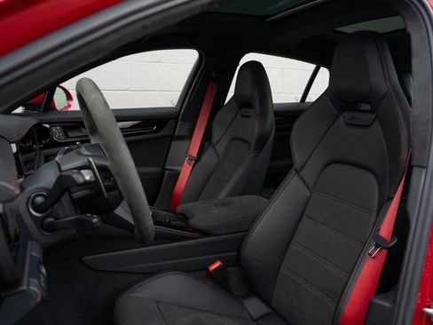Certified 2025 Porsche Panamera GTS AWD/4WD image 4