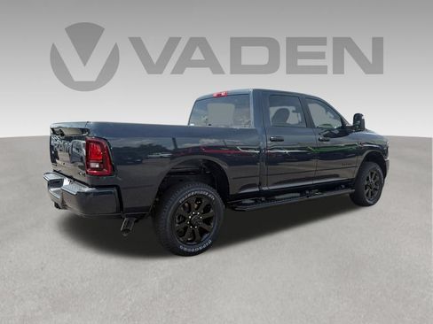 New 2026 RAM 2500 Big Horn AWD/4WD image 15