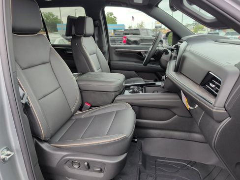 New 2026 Chevrolet Tahoe Premier AWD/4WD image 16