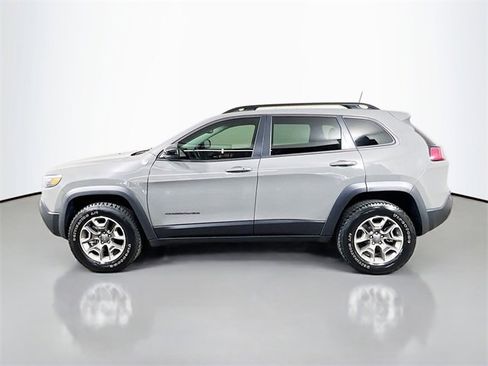 Used 2022 Jeep Cherokee Trailhawk w/ Technology Group B image 6