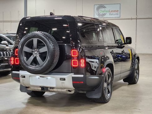 Used 2024 Land Rover Defender 130 S image 8