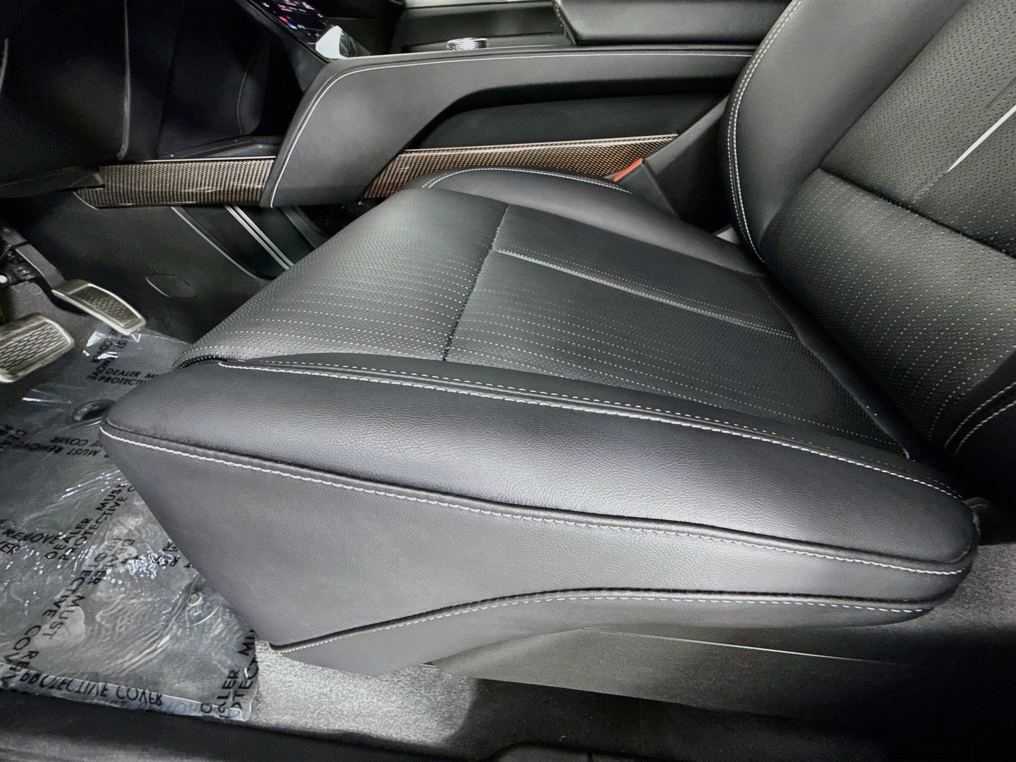 Used 2026 Cadillac Vistiq Luxury AWD/4WD image 13