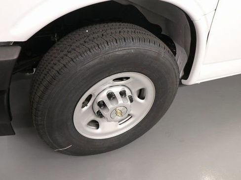 New 2025 Chevrolet Express 2500 RWD image 24