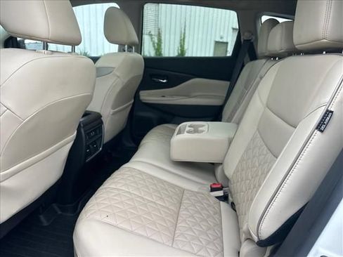 Used 2020 Nissan Murano Platinum FWD image 18