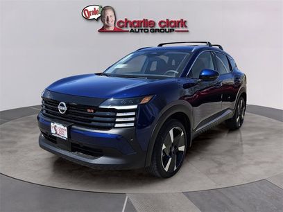 New 2025 Nissan Kicks SR
