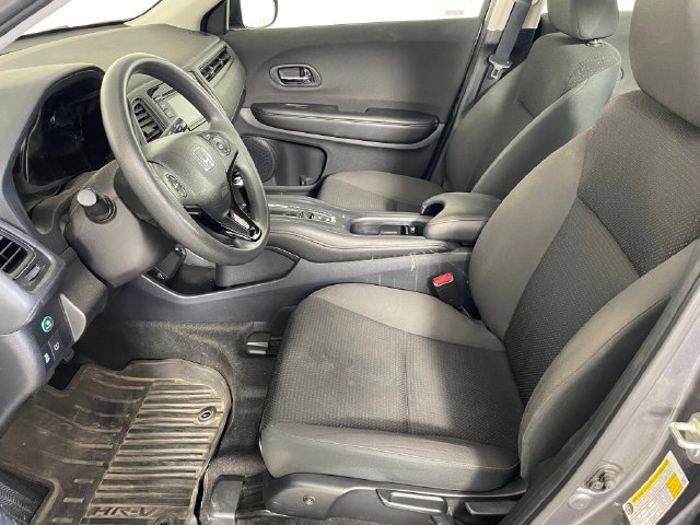 Used 2019 Honda HR-V LX image 2