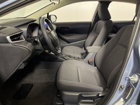 Used 2024 Toyota Corolla LE FWD image 12