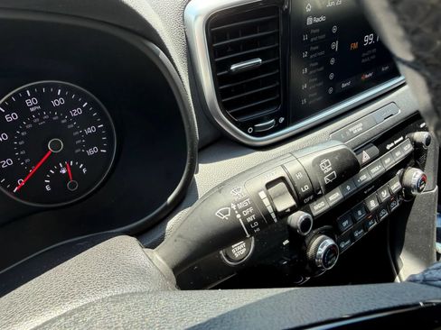 Used 2020 Kia Sportage EX w/ Option Group 15 AWD/4WD image 22